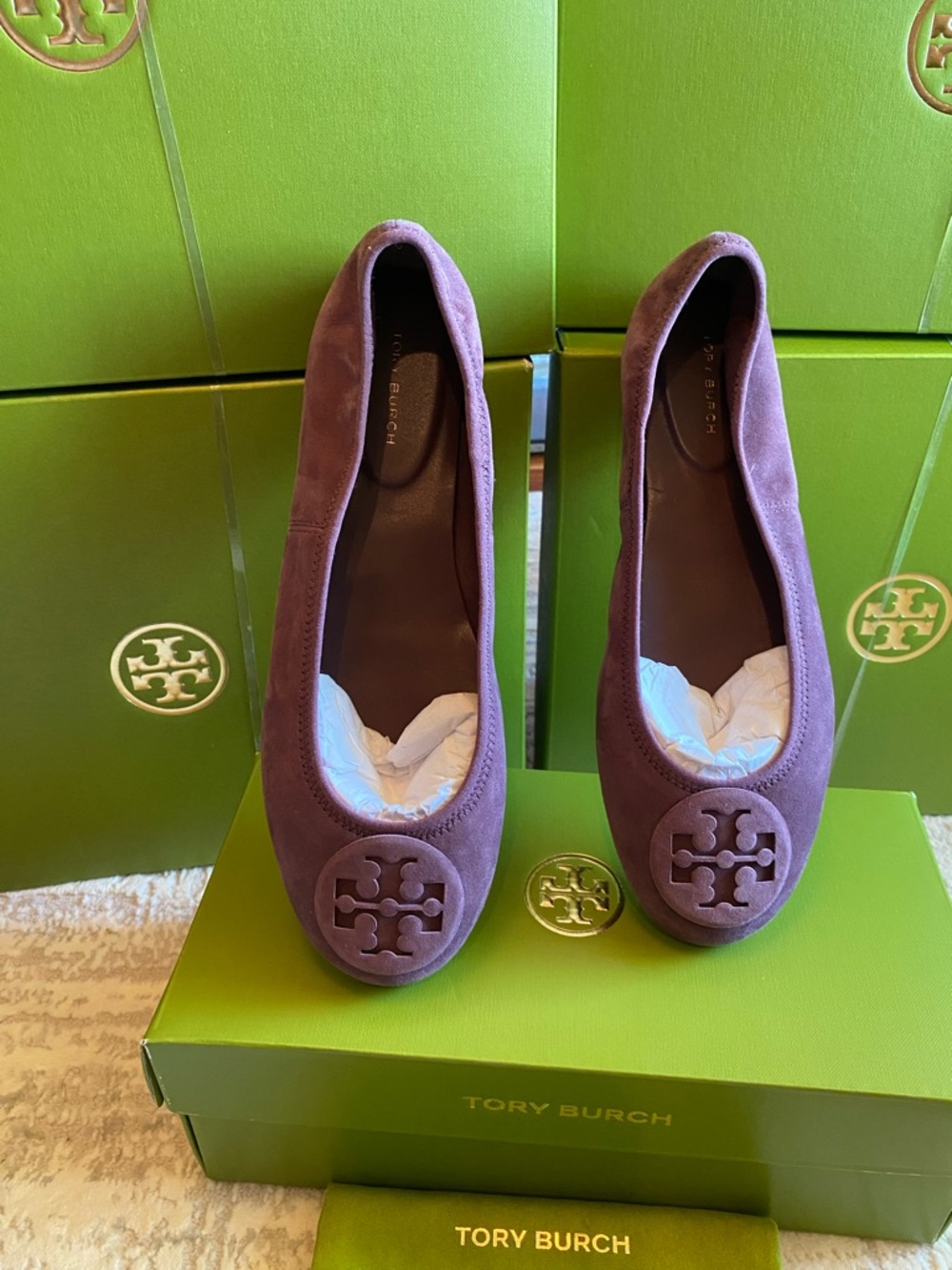 Tory Burch Mauve Suede Logo Ballet Flats - Picture 4 of 10